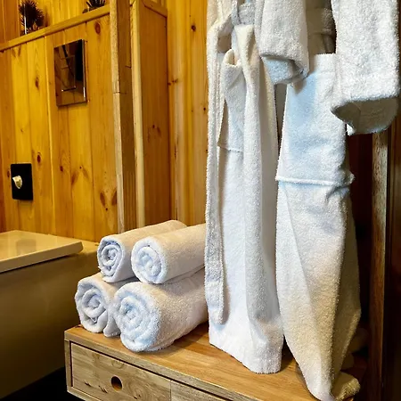 Brown Deer - Z Sauna Na Tarasie, Jacuzzi I Widokiem Na Gory - By Deer Hills Luxury 아파트