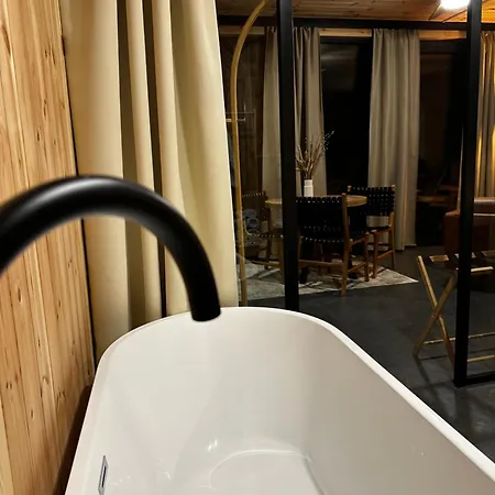 Brown Deer - Z Sauna Na Tarasie, Jacuzzi I Widokiem Na Gory - By Deer Hills Luxury 아파트 *